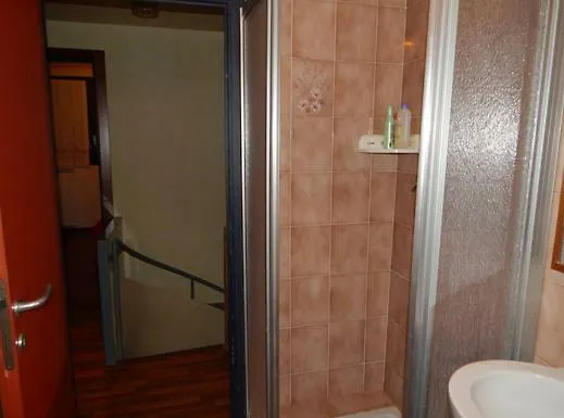 Vicino Cabinovia Magnolta E Piscina Aprica